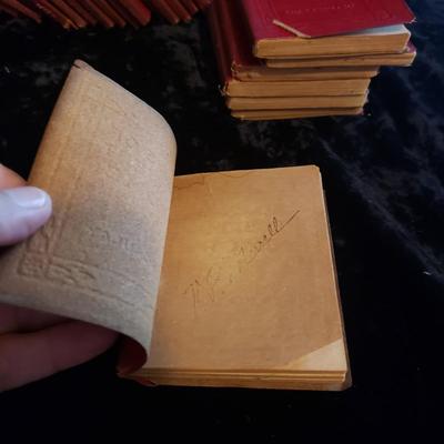 Little Leather Library Collection-30 Books (LR-KD)