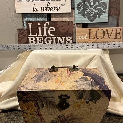 New Wall Decor with decorative box