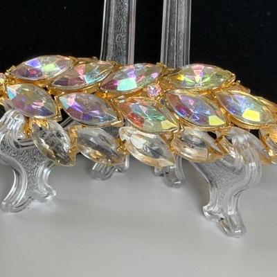 Aurora Borealis Glass Stones w/gold plated pin