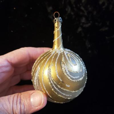 Pier 1 Silver and Gold Christmas (LR-KD)