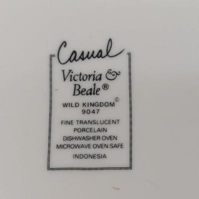 Victoria Beale Wild Kingdom 9047 Leopard Design Set