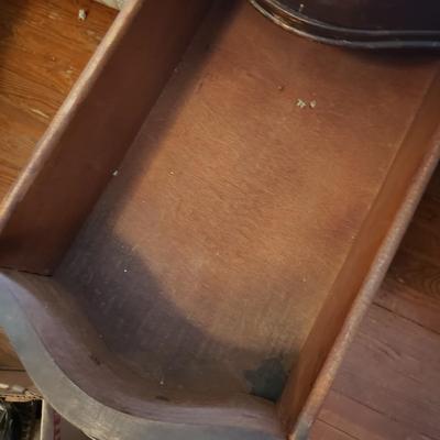 Antique Wooden Claw Foot Desk (LR-KD)
