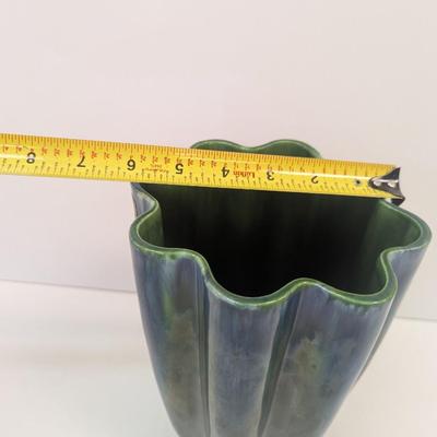 Royal Haeger Royal Hickman Ruffled Iridescent Purple Vase 9" Tall