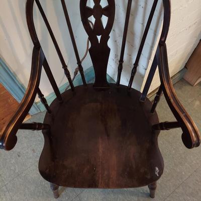 Colonial Style Windsor Chair (K-BBL)