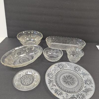 17 Pieces Of Tiara Indiana Glass & Anchor Hocking Dishes #61