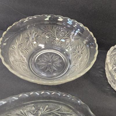 17 Pieces Of Tiara Indiana Glass & Anchor Hocking Dishes #61