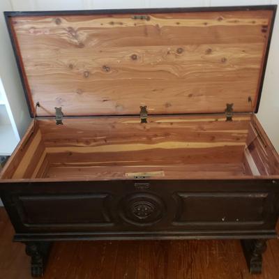 Forest Park Cedar Chest (LR-KD)