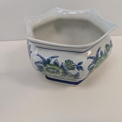 Vintage Flower/Plant Ceramic Planters