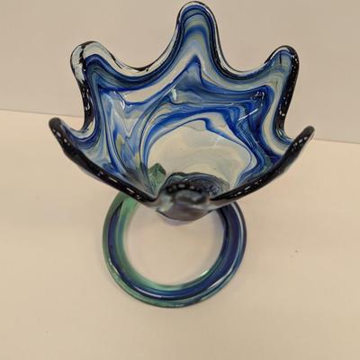 Vintage Sooner Hand Blown Art Glass Swirl Vase With Twisted Stem Base 9 1/2" Tall