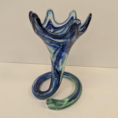 Vintage Sooner Hand Blown Art Glass Swirl Vase With Twisted Stem Base 9 1/2" Tall