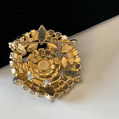 Tiger eye Pin with yellow Austrian Crystals