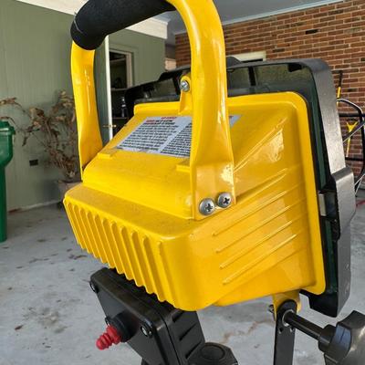 Utilitech Halogen Stand Work Light
