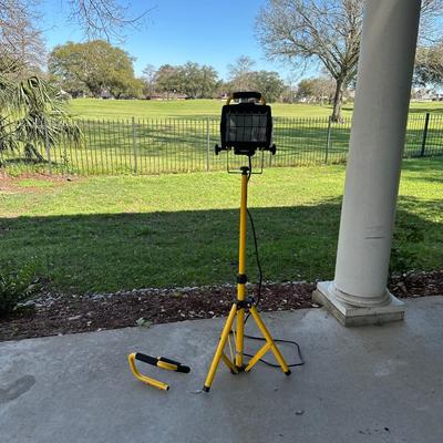 Utilitech Halogen Stand Work Light