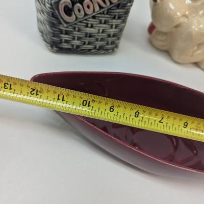 Cookie Jars & Serving Platters