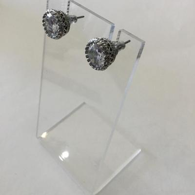 Beautiful silver tone stud earrings