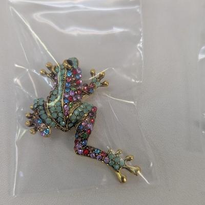 Assortment Of Animal Lapel Pins