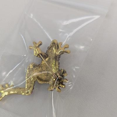 Assortment Of Animal Lapel Pins