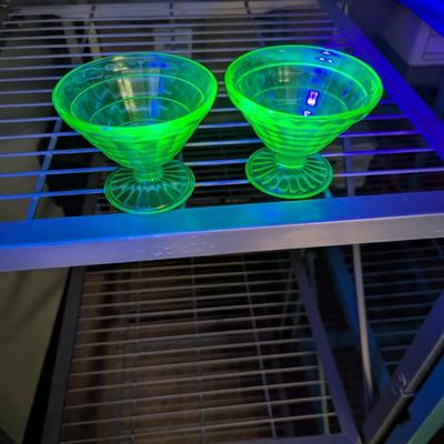 Green Uranium Ice Cream Dishes