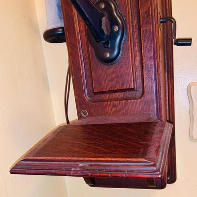 LOT 29: Antique Early 20th Century Wood Wall Crank Telephone
