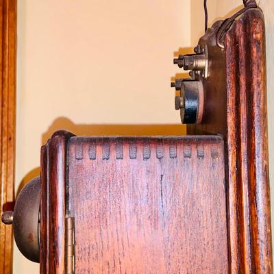 LOT 29: Antique Early 20th Century Wood Wall Crank Telephone