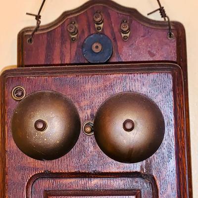 LOT 29: Antique Early 20th Century Wood Wall Crank Telephone