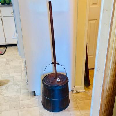 LOT 31: Antique Barrel Butter Churn