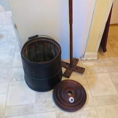 LOT 31: Antique Barrel Butter Churn