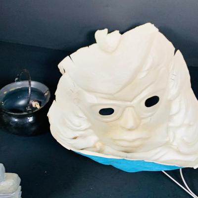 LOT: Vintage Aurora Plastics Universal Monster Toy Models/Kits "The Witch" and Boris Karloff's "Frankinstein;"...