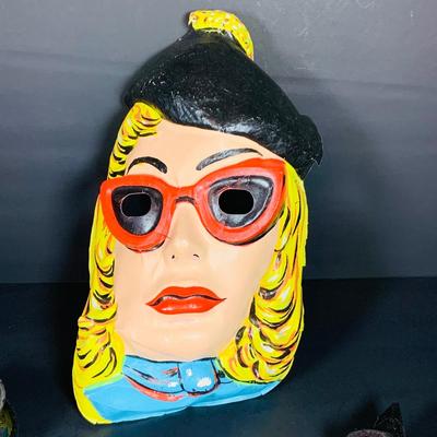 LOT: Vintage Aurora Plastics Universal Monster Toy Models/Kits "The Witch" and Boris Karloff's "Frankinstein;"...