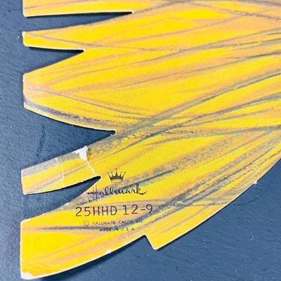 LOT 52: Vintage Assortment Paper Halloween Decorations