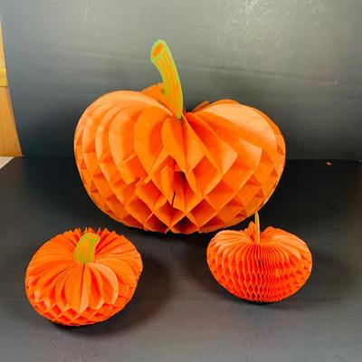 LOT 53: Vintage Collection Halloween Paper Decorations by H. E Luhrs, Beistie and More