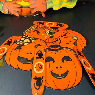LOT 54: Large Assortment of Vintage Paper Halloween Decorations
