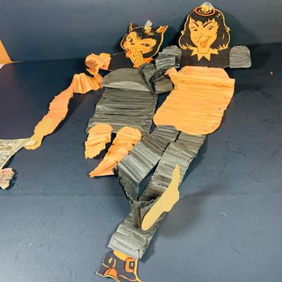 LOT 54: Large Assortment of Vintage Paper Halloween Decorations