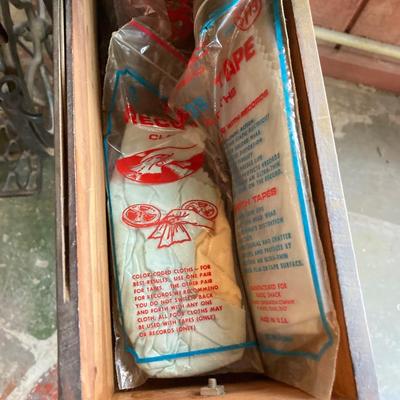 LOT 55: Vintage Singer Sewing Machine