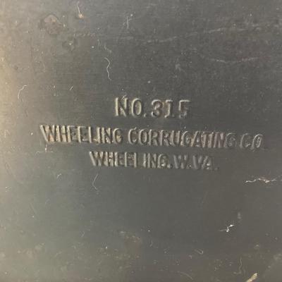 LOT 56: Vintage / Antique Wheeling Corco No. 315 Three Burner Keroscene Heater