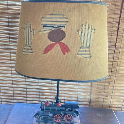 LOT 57: Vintage Kling Wooden Side Table with PRR Locomotive Lamp