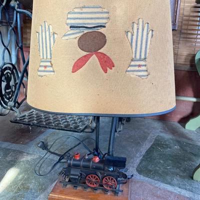 LOT 57: Vintage Kling Wooden Side Table with PRR Locomotive Lamp