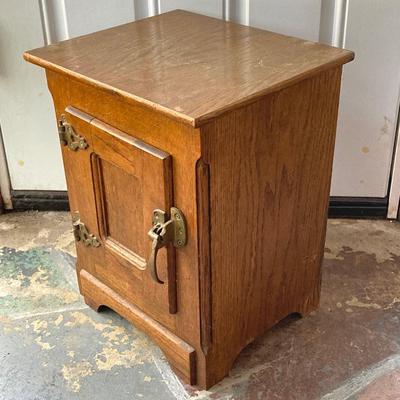 LOT 62: Vintage Wooden Ice Box Cabinet with Dietz Lantern Table Lamp