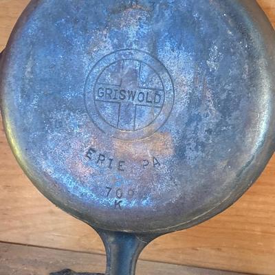 LOT 72: Vintage Cast Iron Cookware - Skillets (Griswold 3 Included) and Griddle 7 / Flat Pan