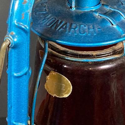 LOT 79: Three Vintage Oil Lanterns - 2 Dietz and 1 Sun Brand