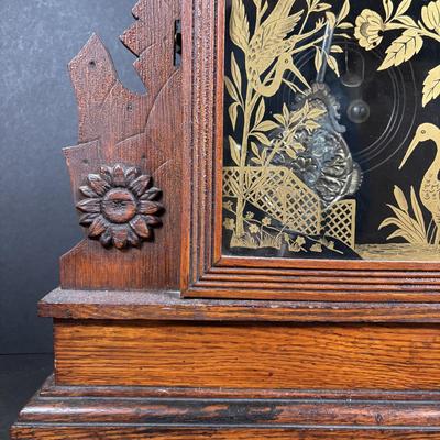 LOT 85: Antique Wm. L. Gilbert Clock Co. Palor Mantle Clock