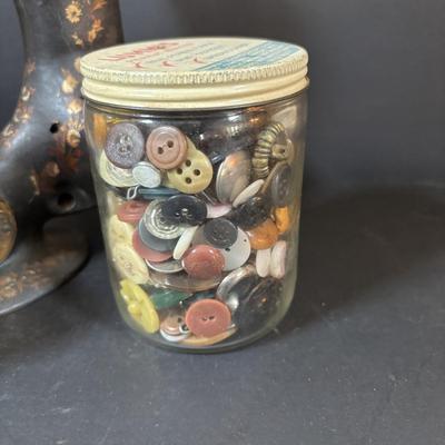 LOT 87: Vintage Singer Sewing Machine, Button & Souvenir Rocking Chair Pin Cushion