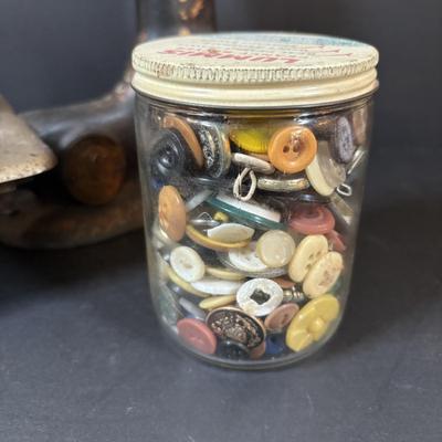 LOT 87: Vintage Singer Sewing Machine, Button & Souvenir Rocking Chair Pin Cushion