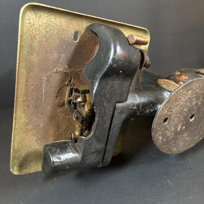 LOT 87: Vintage Singer Sewing Machine, Button & Souvenir Rocking Chair Pin Cushion