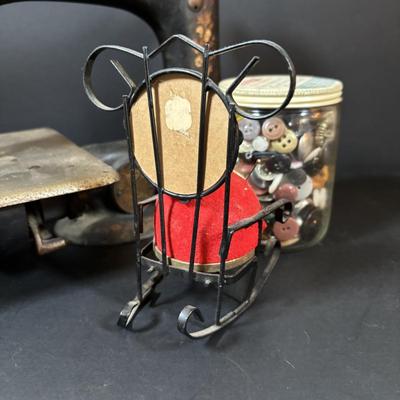 LOT 87: Vintage Singer Sewing Machine, Button & Souvenir Rocking Chair Pin Cushion