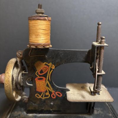 LOT 92: Vintage Casige Childrens Toy Sewing Machine, Germany