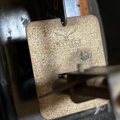 LOT 92: Vintage Casige Childrens Toy Sewing Machine, Germany