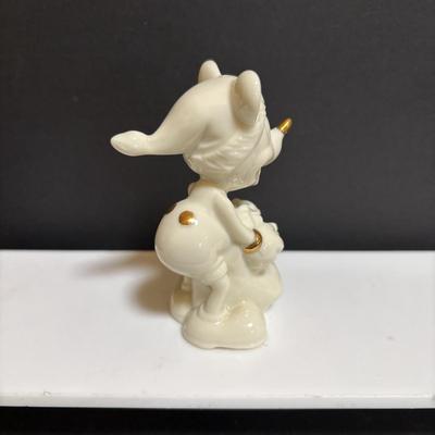 LOT 101: Lenox Collection: Butterfly Meadow Stackable Tea for One including Teapot Tea Pot, Teacup & Teabag Holder, Mickey Mouse,...