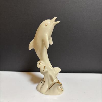 LOT 101: Lenox Collection: Butterfly Meadow Stackable Tea for One including Teapot Tea Pot, Teacup & Teabag Holder, Mickey Mouse,...