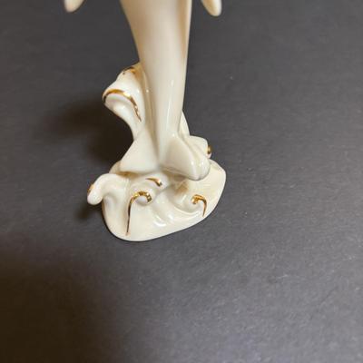 LOT 101: Lenox Collection: Butterfly Meadow Stackable Tea for One including Teapot Tea Pot, Teacup & Teabag Holder, Mickey Mouse,...